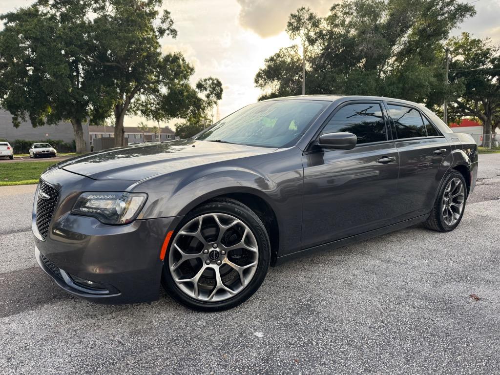 2018 Chrysler 300 - $16,998