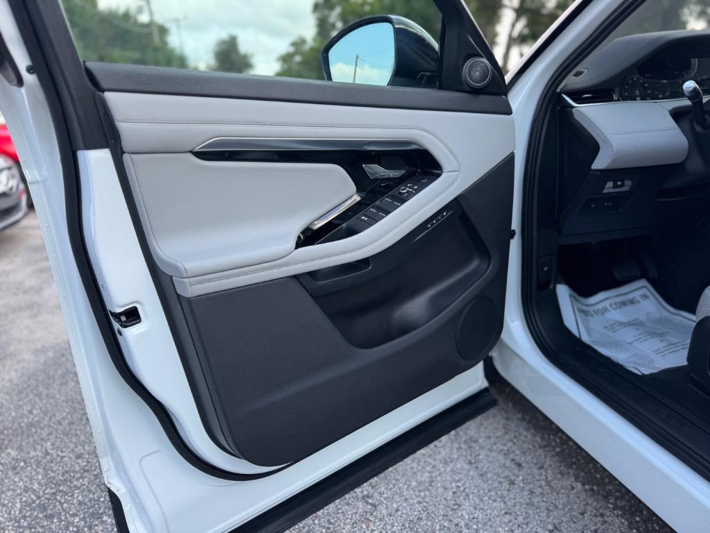 2020 Land Rover Range Rover Evoque - $24,998