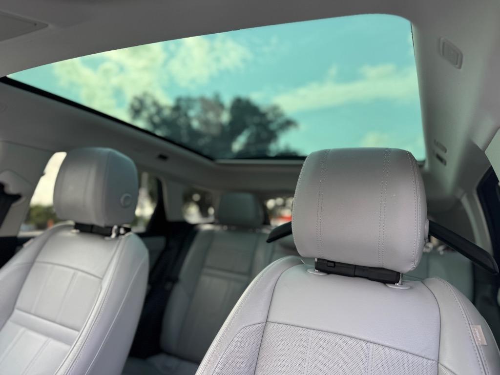 2020 Land Rover Range Rover Evoque - $24,998