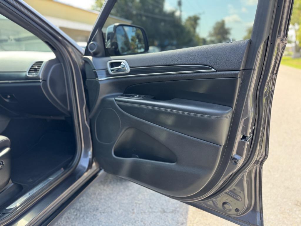 2020 Jeep Cherokee - $18,998