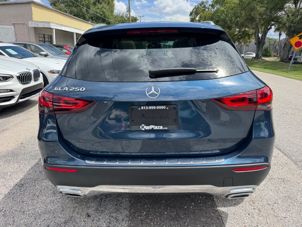 2021 Mercedes-Benz A-Class - $21,998