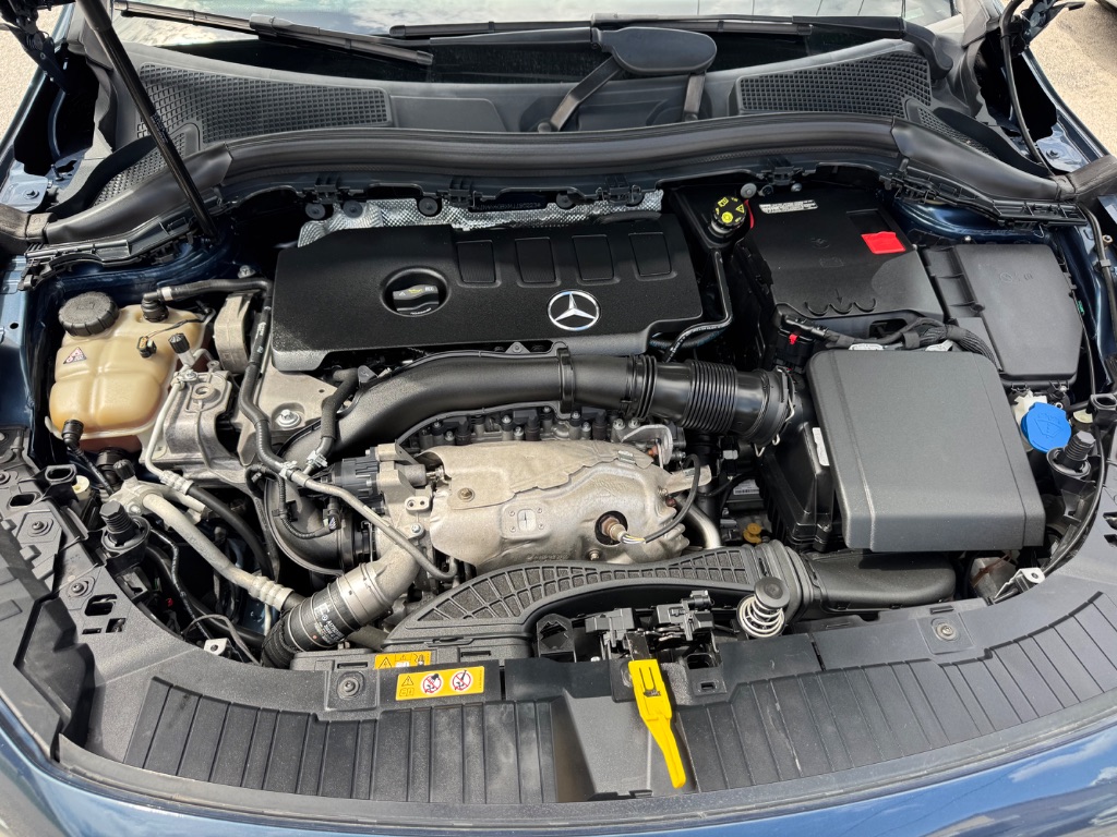 2021 Mercedes-Benz A-Class - $21,998