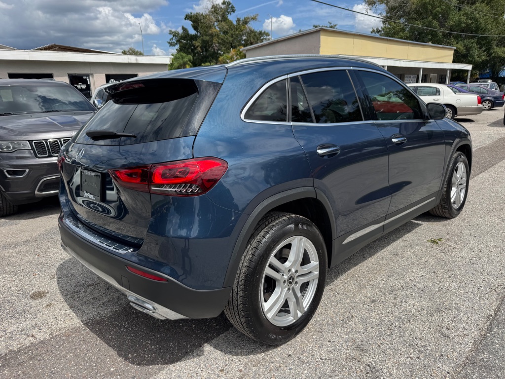 2021 Mercedes-Benz A-Class - $21,998