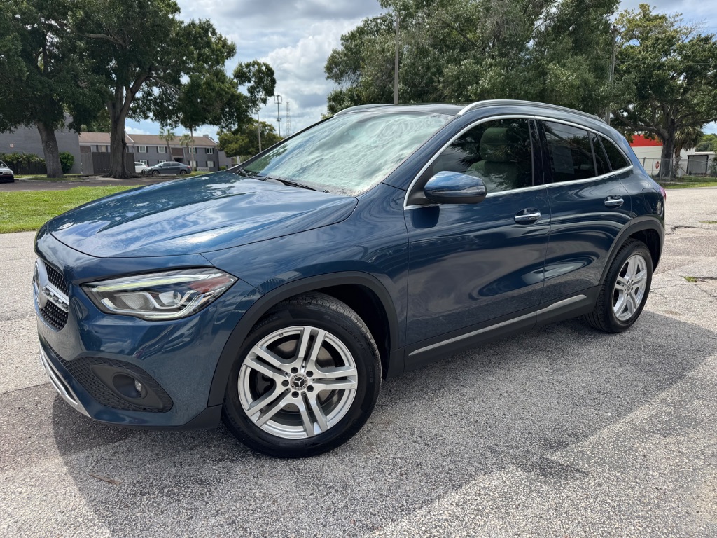 2021 Mercedes-Benz A-Class - $21,998