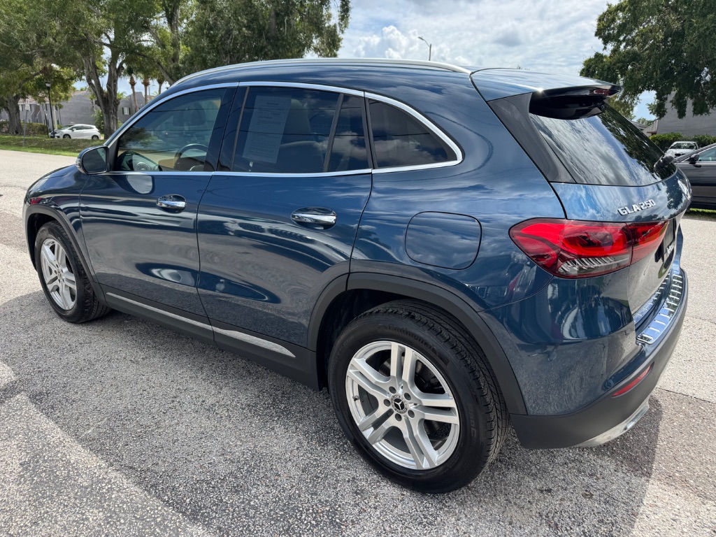 2021 Mercedes-Benz A-Class - $21,998
