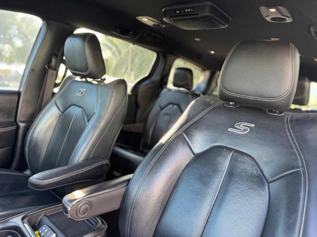 2020 Chrysler Pacifica - $13,998