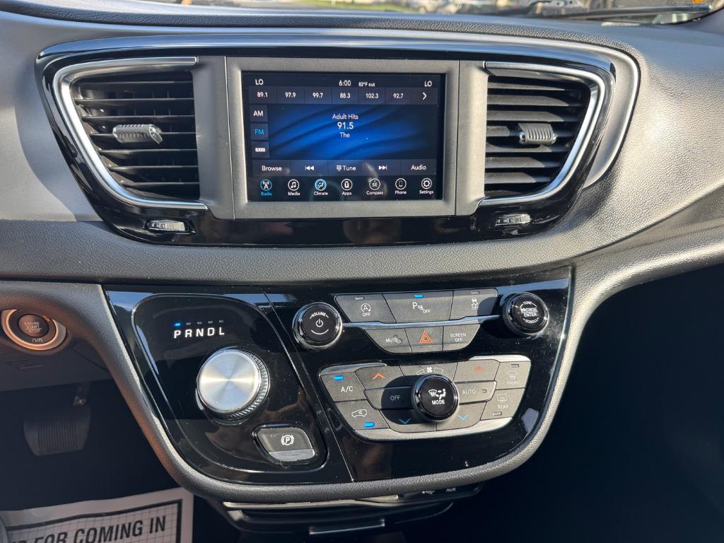 2020 Chrysler Pacifica - $13,998