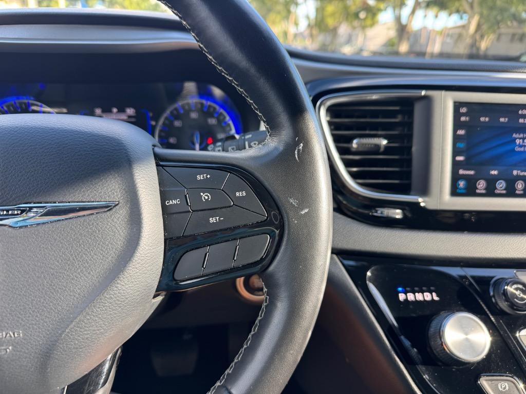 2020 Chrysler Pacifica - $13,998