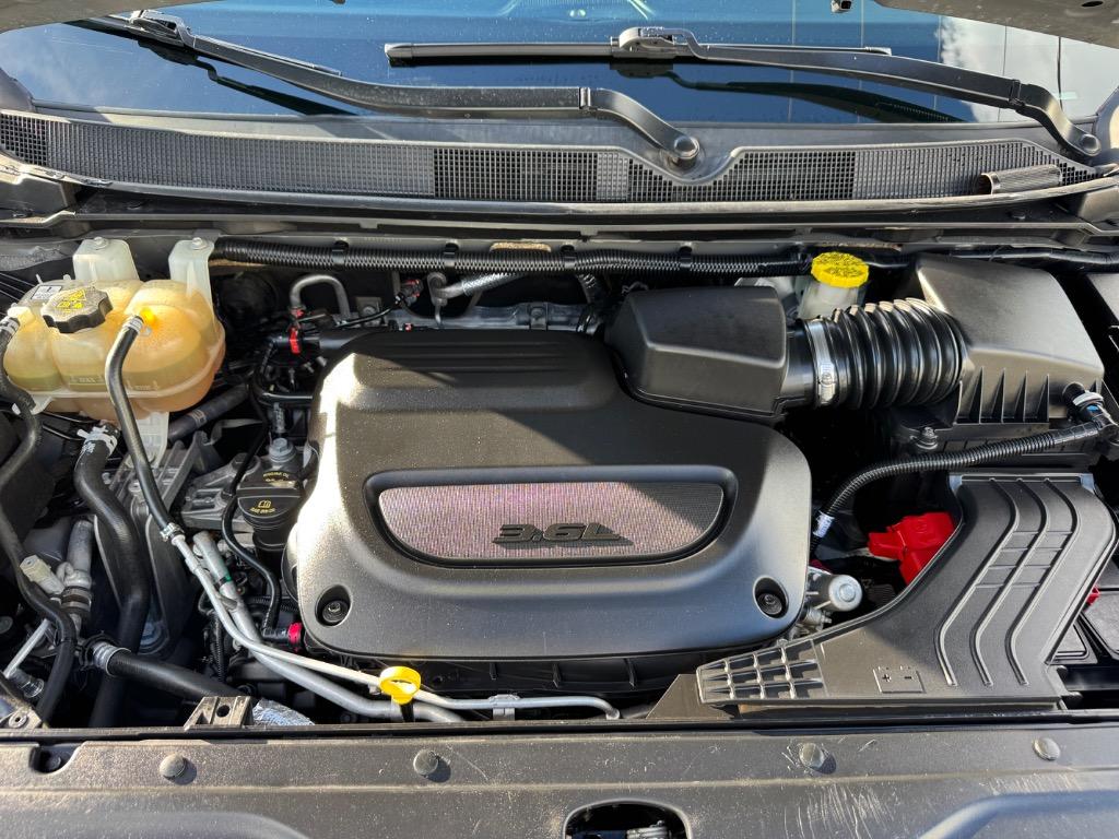 2020 Chrysler Pacifica - $13,998