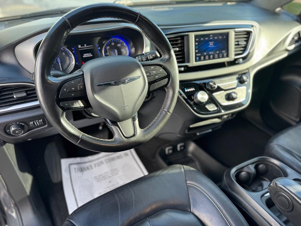 2020 Chrysler Pacifica - $13,998
