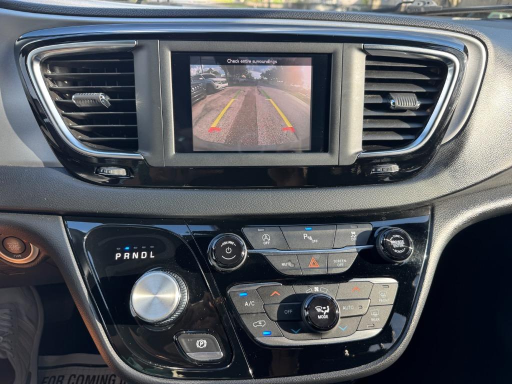 2020 Chrysler Pacifica - $13,998