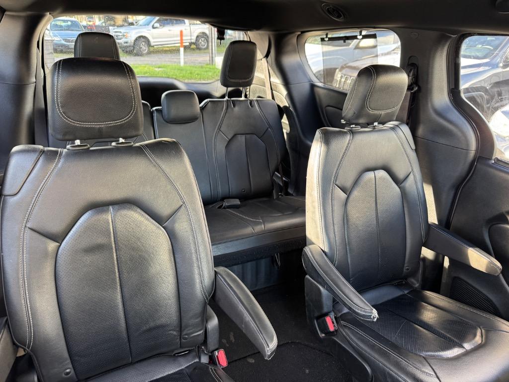2020 Chrysler Pacifica - $13,998