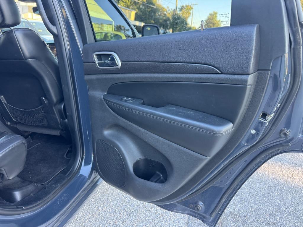 2017 Jeep Cherokee - $17,999