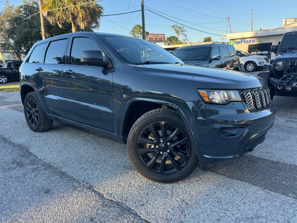 2017 Jeep Cherokee - $17,999