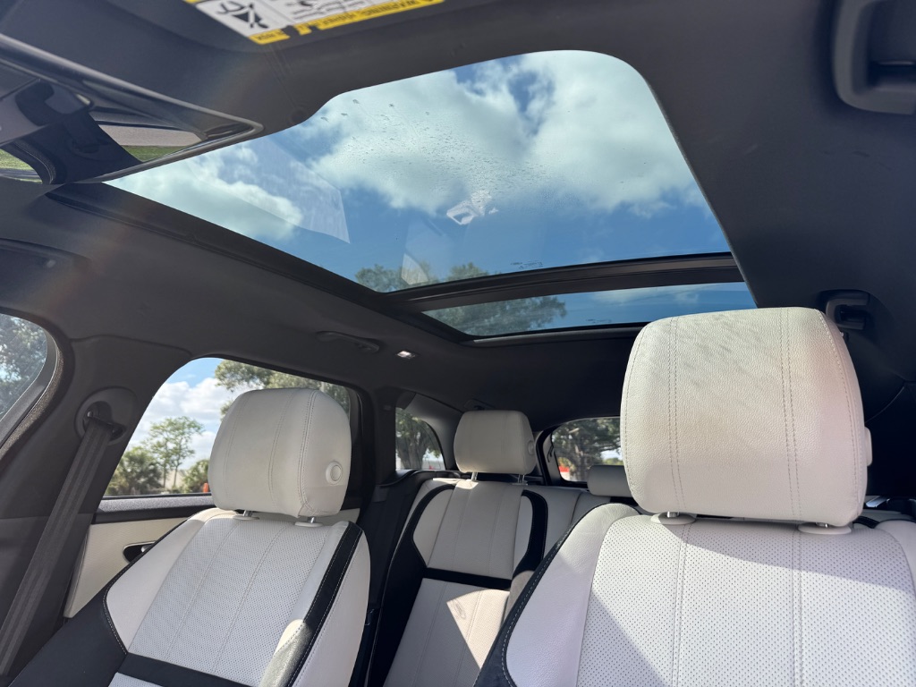 2020 Land Rover Range Rover Velar - $23,998