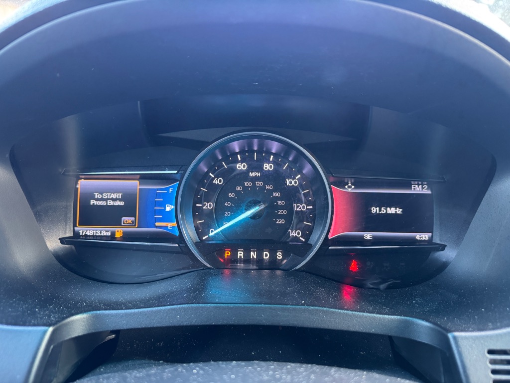 2017 Ford Explorer - $10,999
