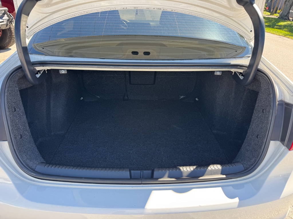 2013 Volkswagen Jetta - $9,999