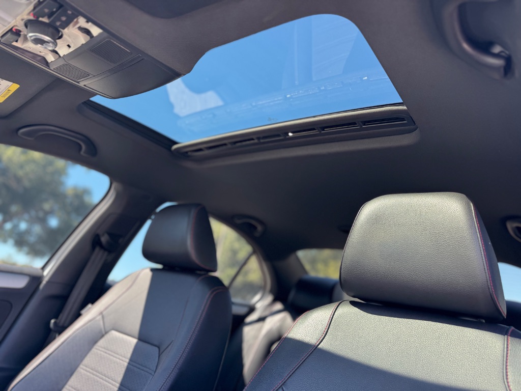 2013 Volkswagen Jetta - $9,999