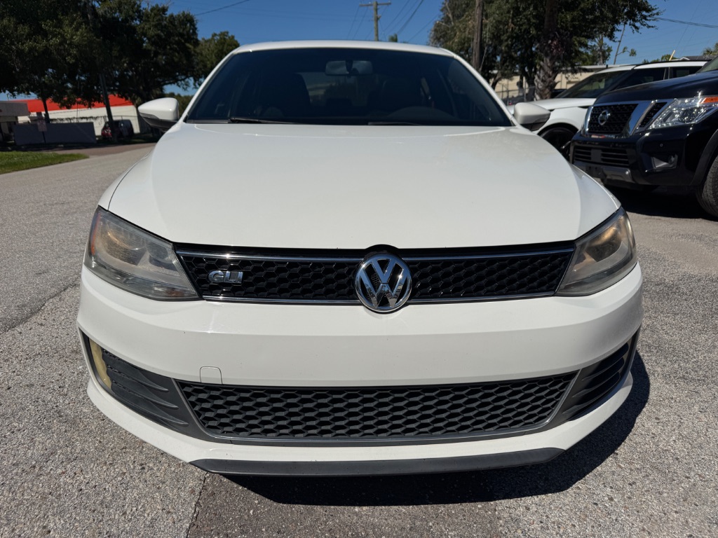 2013 Volkswagen Jetta - $9,999