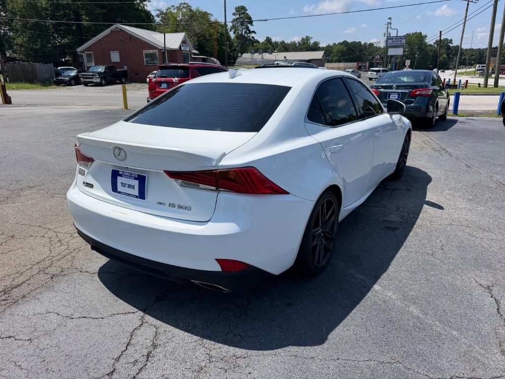 2017 Lexus IS