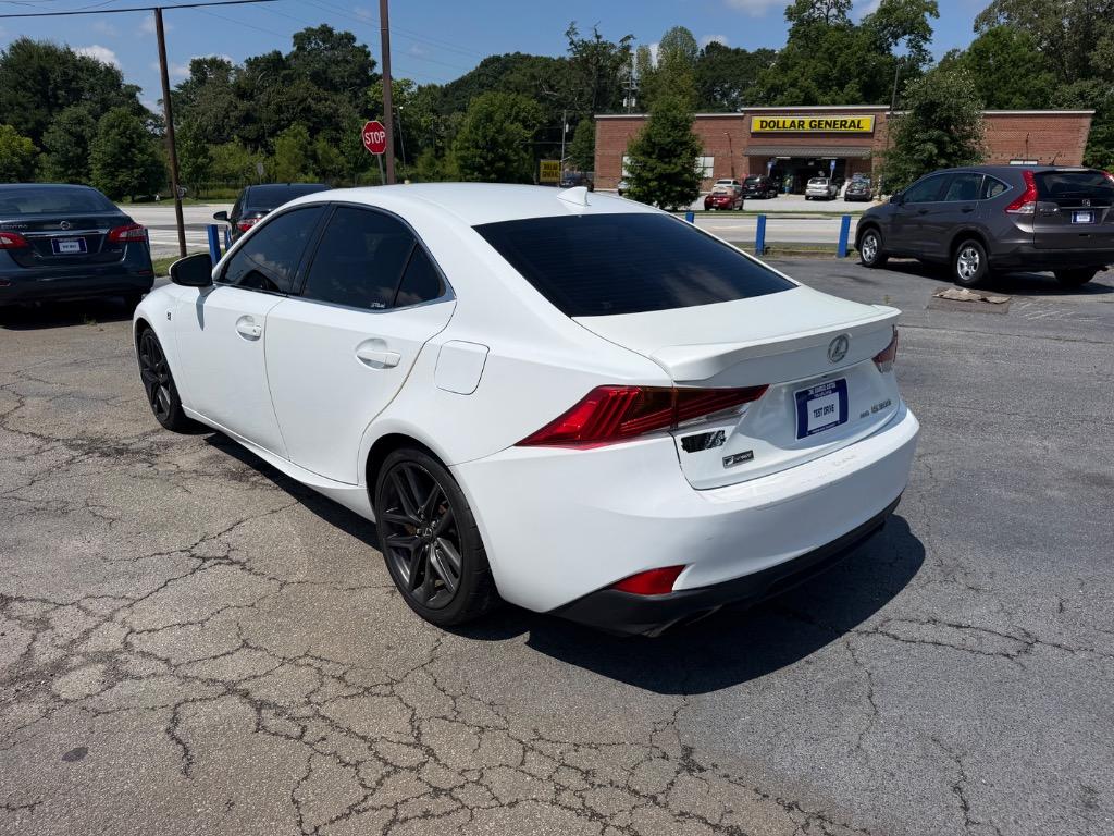 2017 Lexus IS