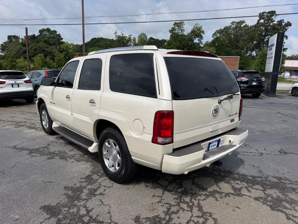 2004 Cadillac Escalade