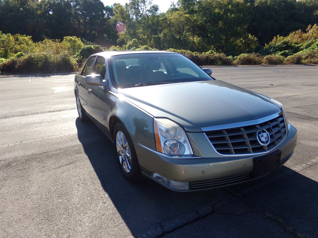 2010 Cadillac DTS Premium Collection