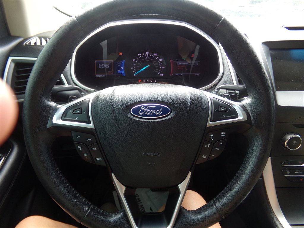 2016 Ford Edge