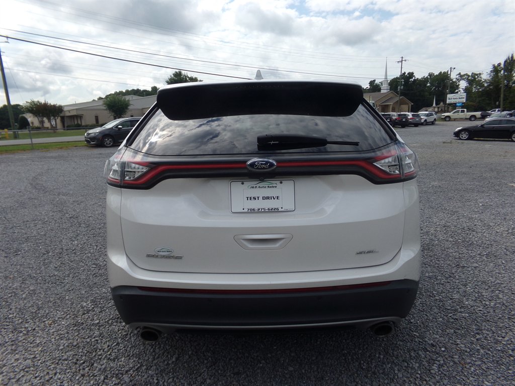 2016 Ford Edge