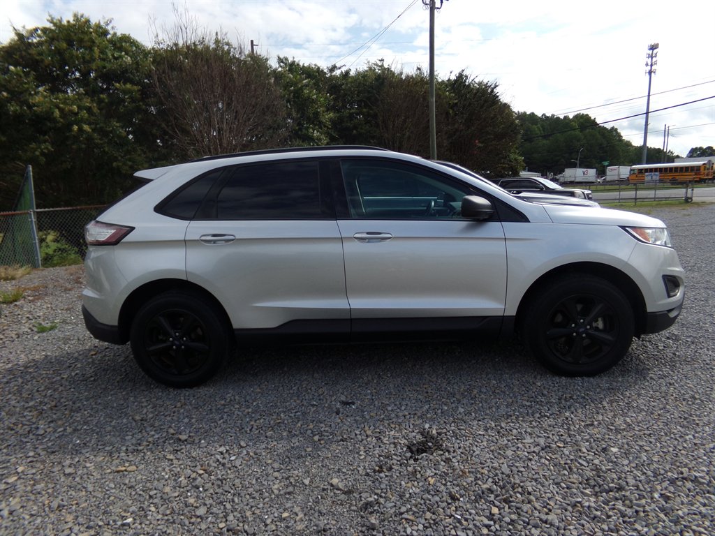 2017 Ford Edge