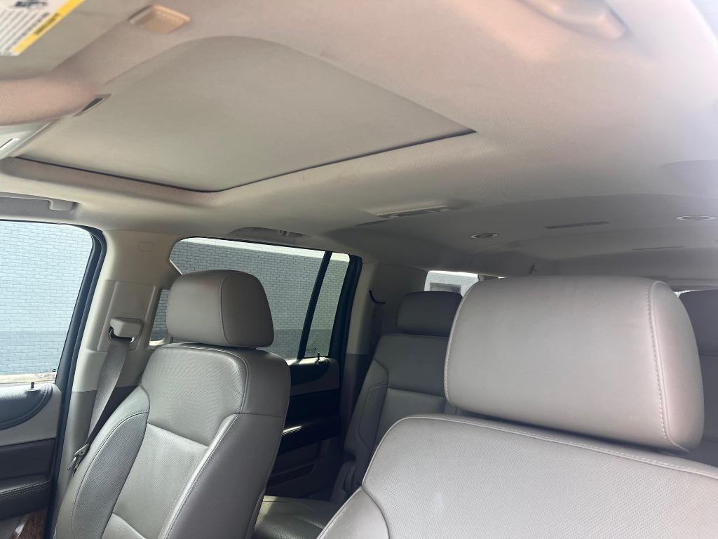2015 Chevrolet Suburban - $15,000