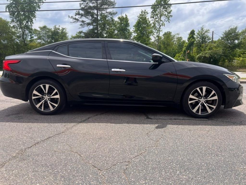2017 Nissan Maxima