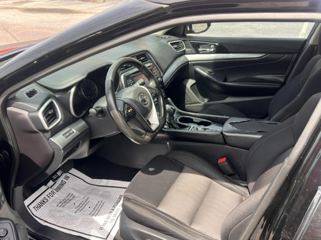 2017 Nissan Maxima