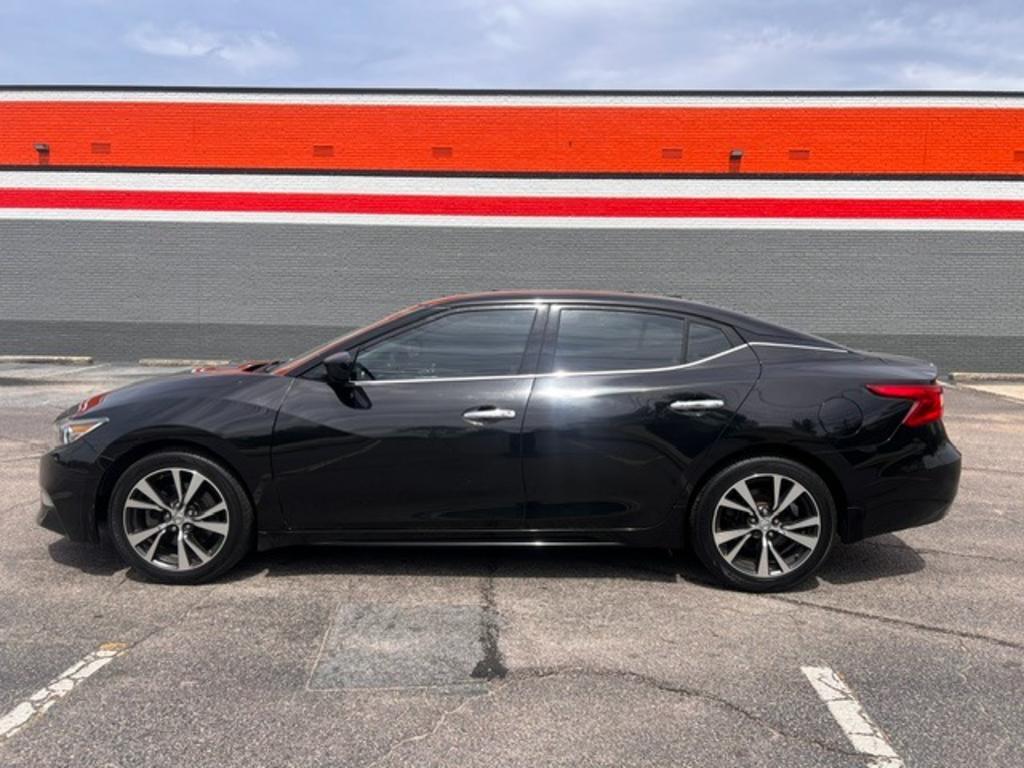 2017 Nissan Maxima