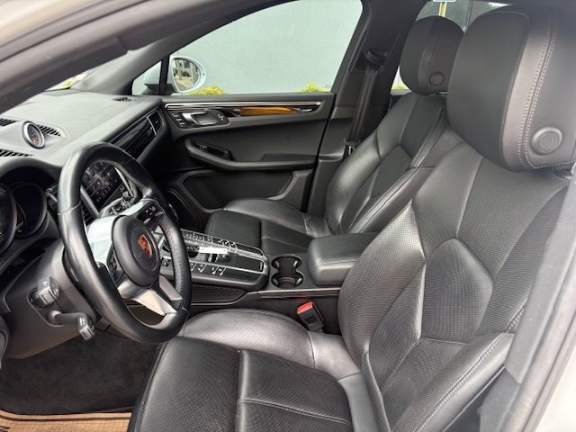 2017 Porsche Macan - $22,999