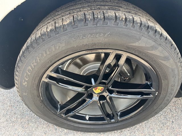 2017 Porsche Macan - $22,999