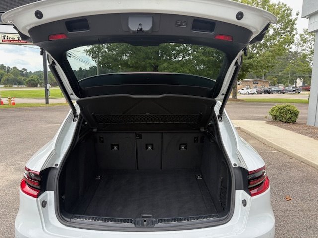 2017 Porsche Macan - $22,999