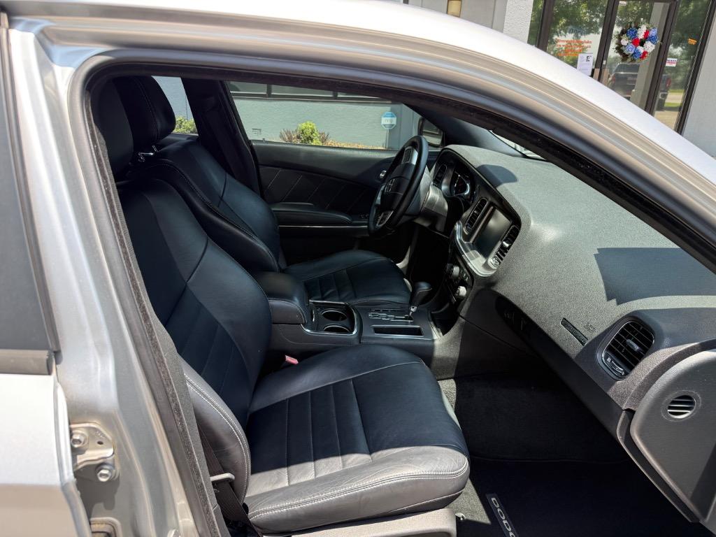 2012 Dodge Charger - $13,999
