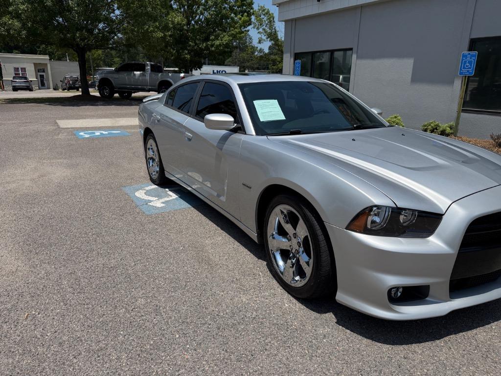 2012 Dodge Charger - $13,999