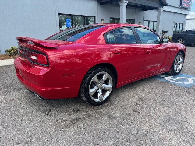 2011 Dodge Charger SE photo