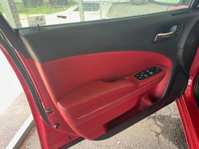 2011 Dodge Charger SE photo