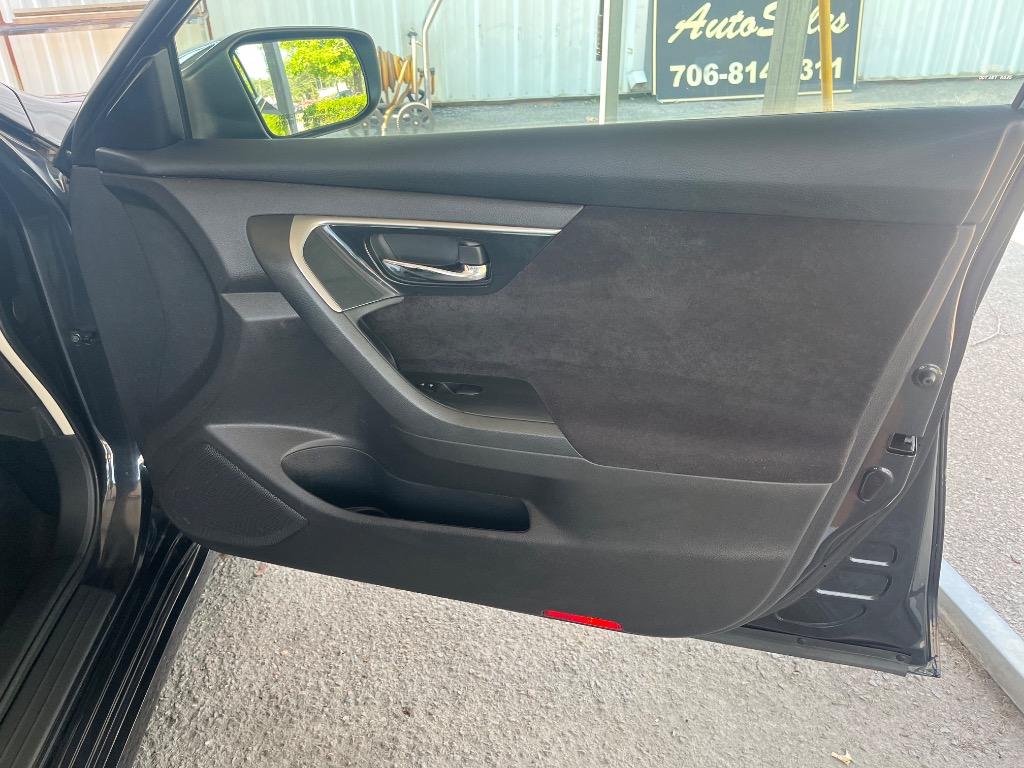 2013 Nissan Altima - $10,999