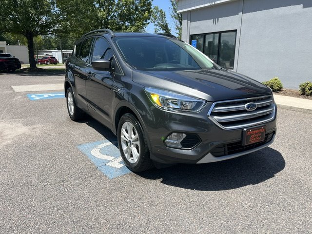 2018 Ford Escape - $11,999