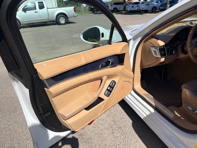 2014 Porsche Panamera S E-Hybrid photo