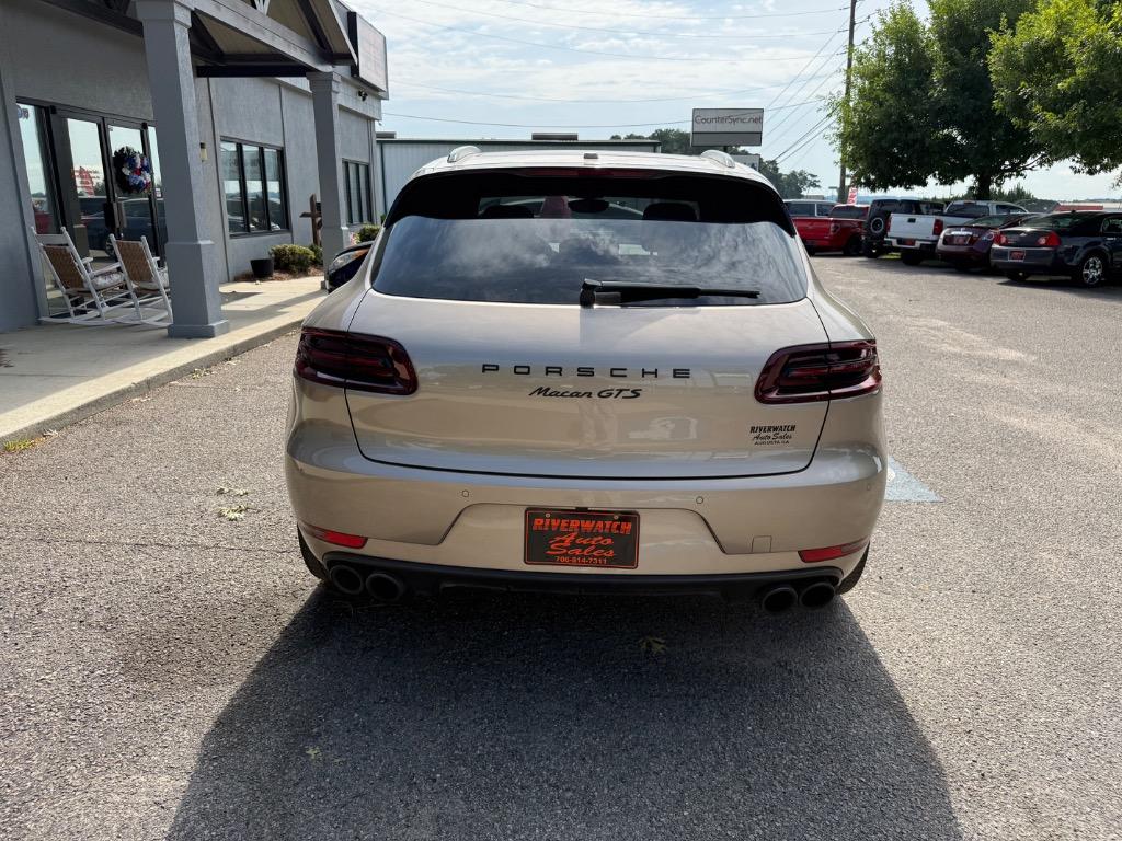 2017 Porsche Macan - $30,999