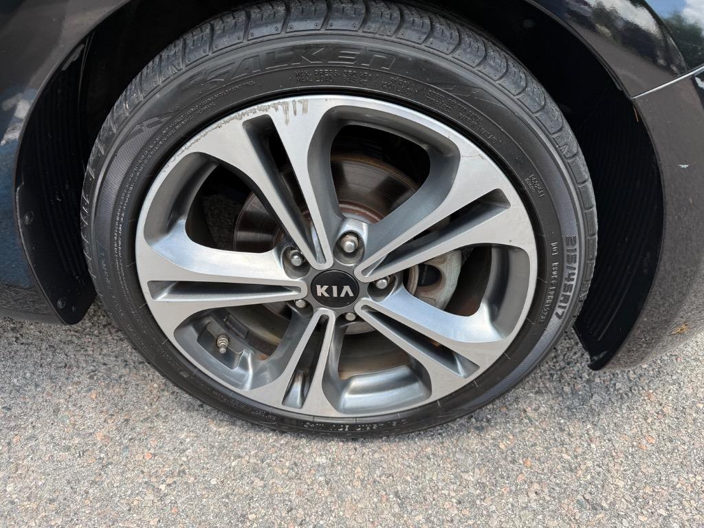 2016 Kia Forte - $11,999