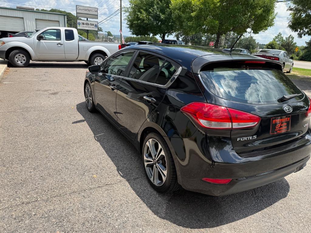 2016 Kia Forte - $11,999