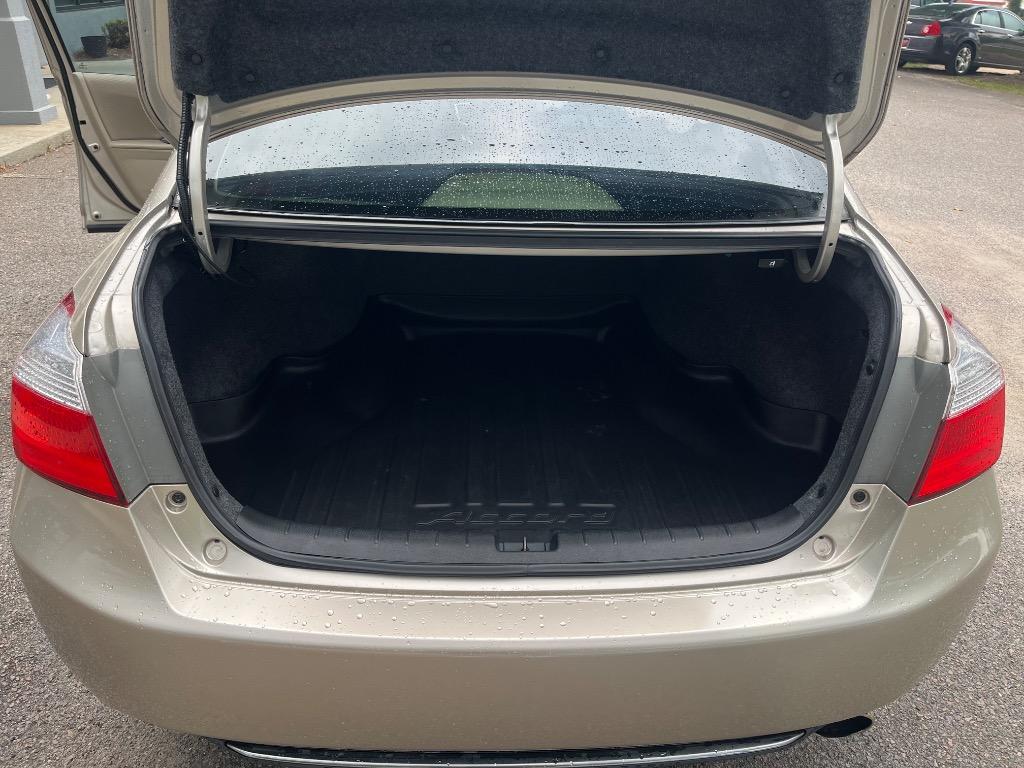 2014 Honda Accord - $13,999