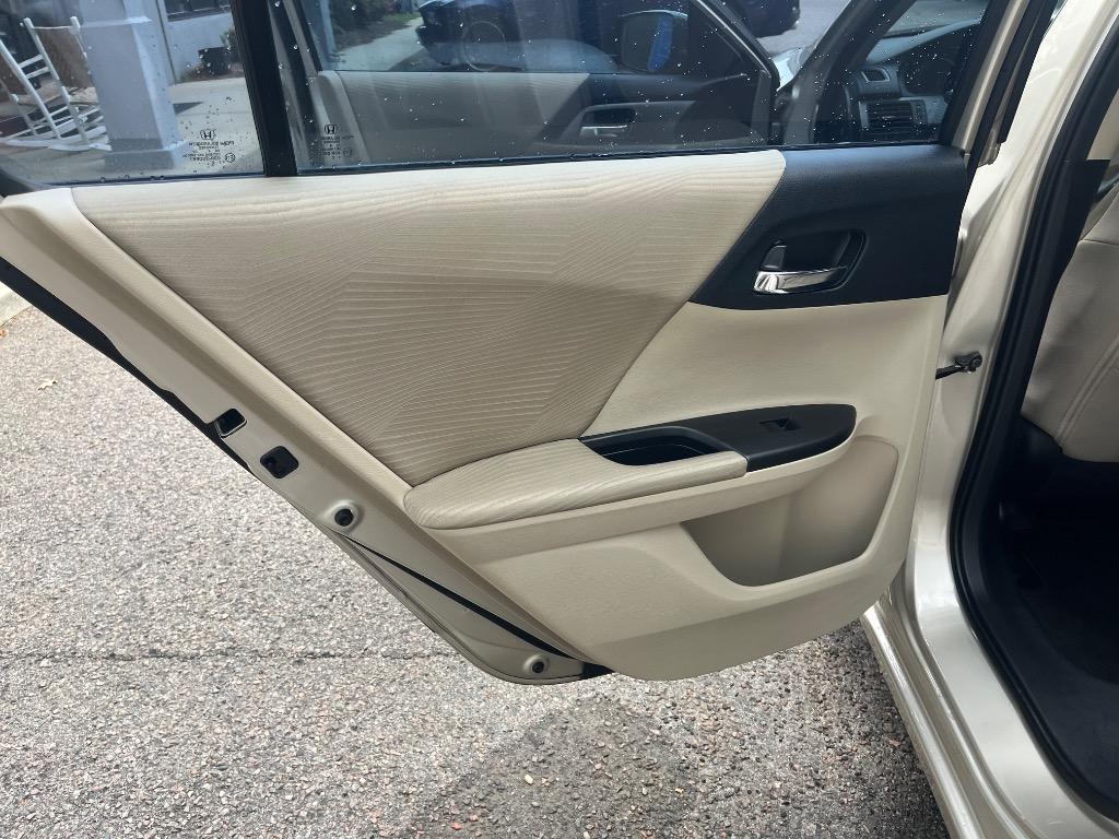 2014 Honda Accord - $13,999