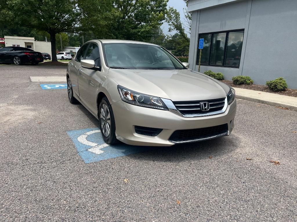 2014 Honda Accord - $13,999